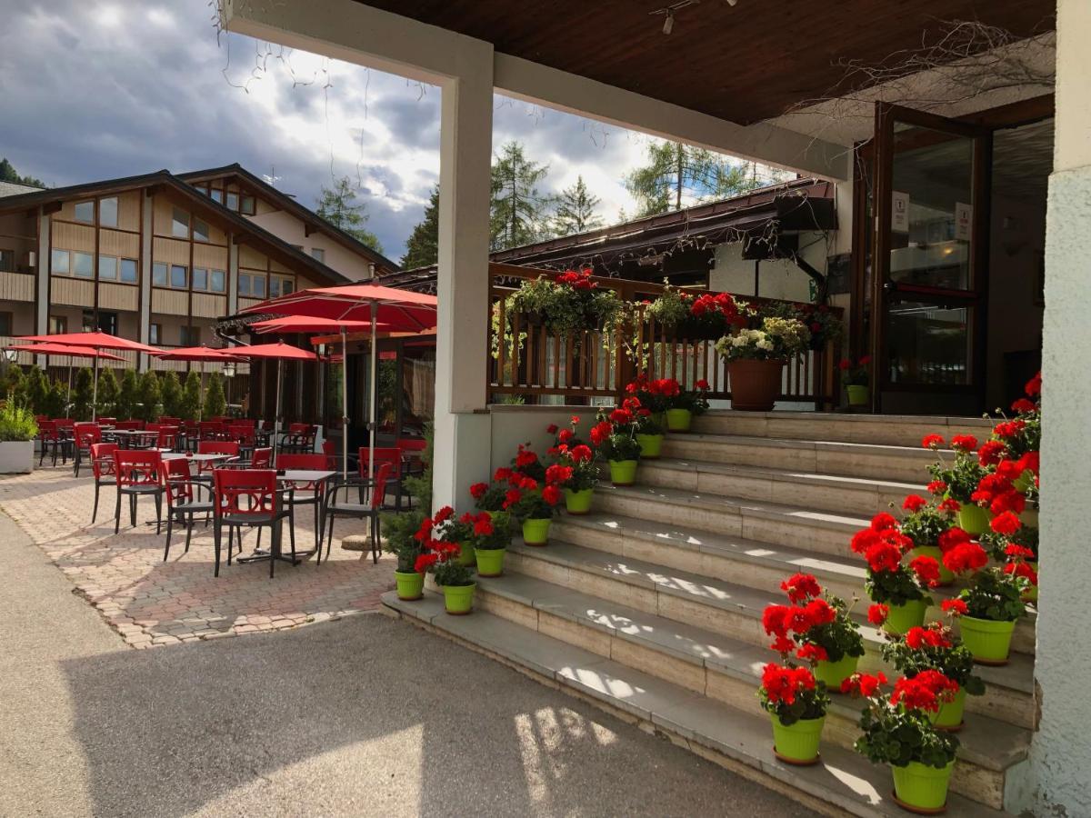 Hotel Kapriol Folgarida Buitenkant foto