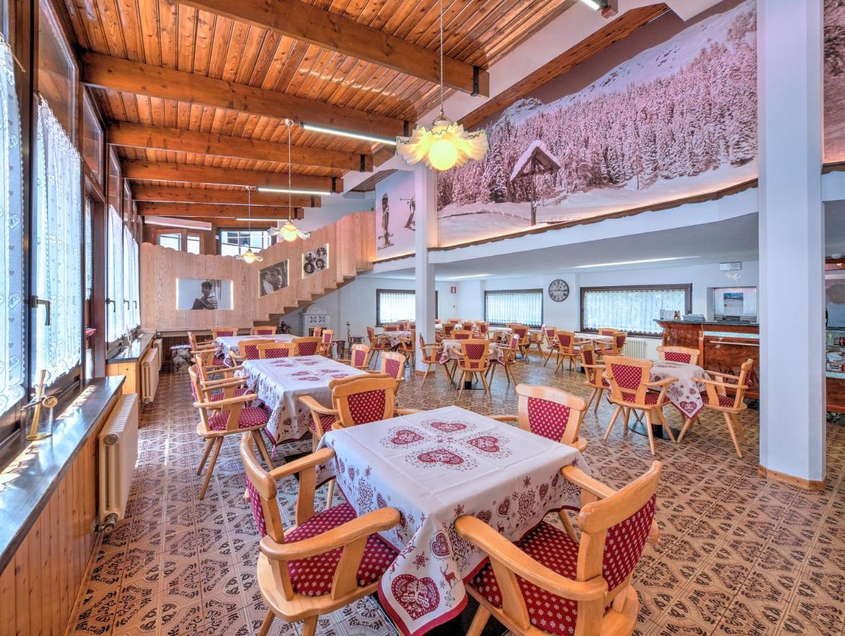 Hotel Kapriol Folgarida Buitenkant foto